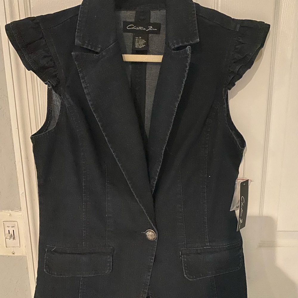 Chico's Black Sleeveless Vest